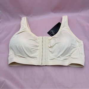 AnyBody Intimates Front Closure Bra 💕 Size M Beige Comfort Stretch